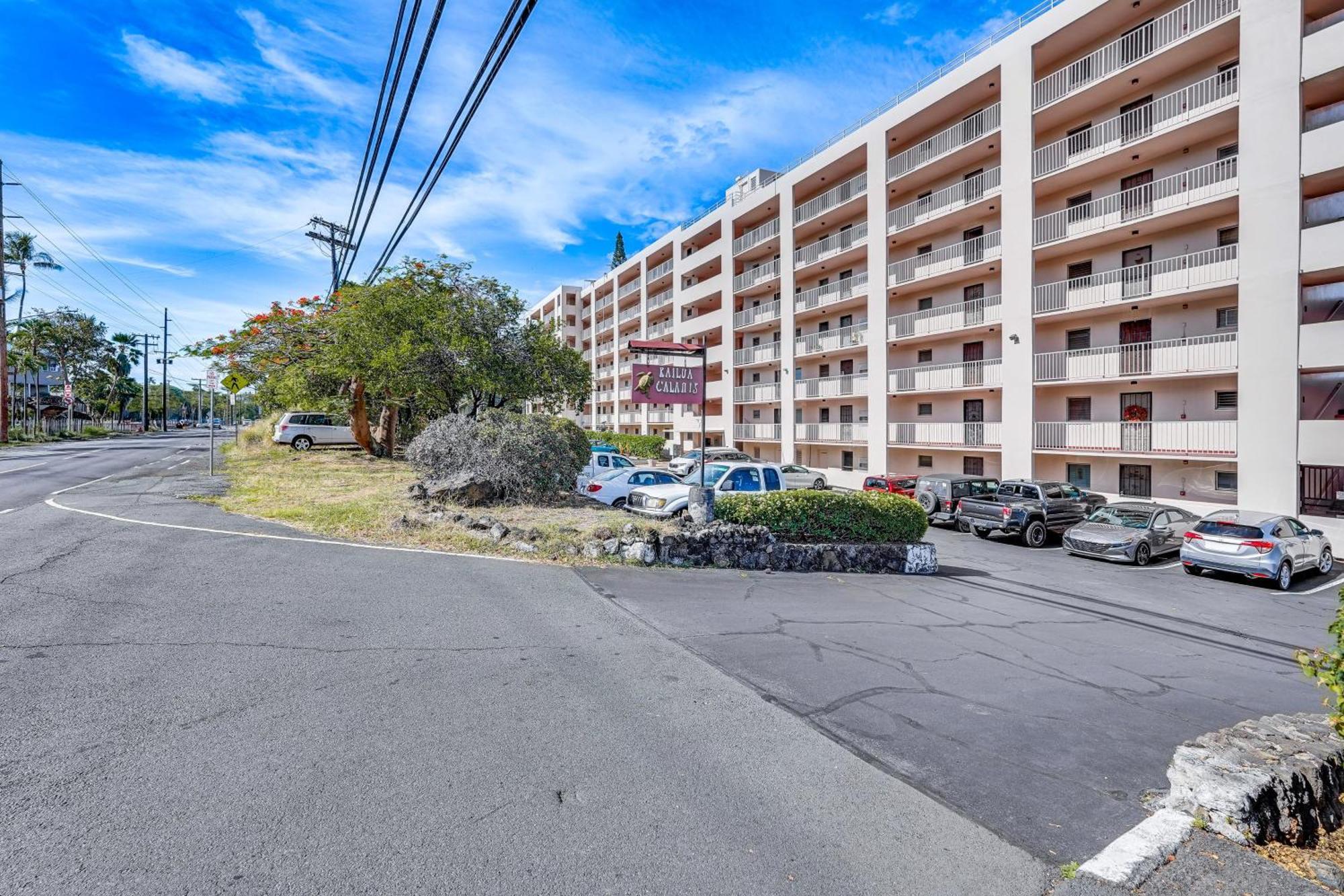 Kailua-Kona Condo With Balcony Walk To The Beach! Exterior photo